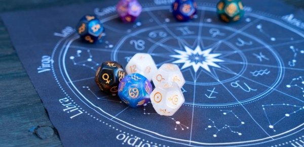 Ulduzlar xəbərdarlıq edir: Bu bürclər böyük səhv edə bilər