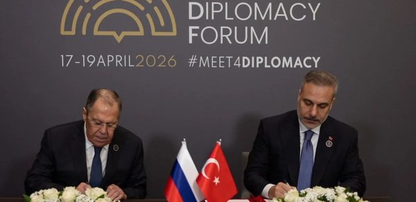 Fidan və Lavrov 2026-2027-ci illər üçün fəaliyyət planını imzalayıblar