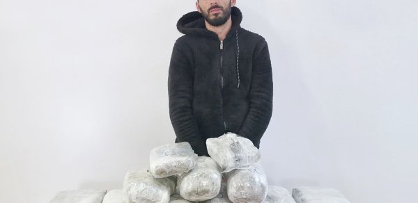 Külli miqdarda narkotikin ölkəyə keçirilməsinin qarşısı alınıb