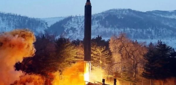 Yaponiya Şimali Koreyaya etirazını bildirdi