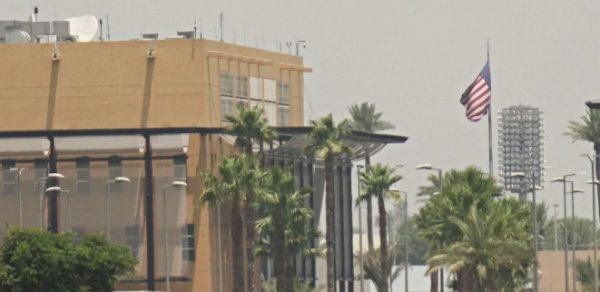 ABŞ səfirliyi vətəndaşlarını İraqı tərk etməyə çağırıb