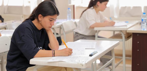 Sabah 55 mindən çox şagird buraxılış imtahanı verəcək - qaydalar və saat açıqlandı
