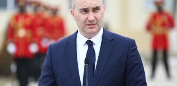 Gürcüstanın sabiq müdafiə naziri 10 il müddətinə həbs edildi