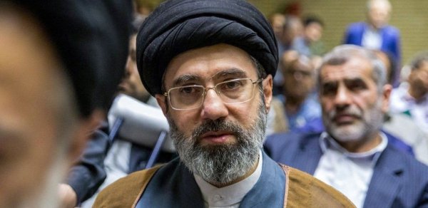 NYT: Müctəba Xamenei xəsarətləri səbəbindən idaretməni tam icra edə bilmir