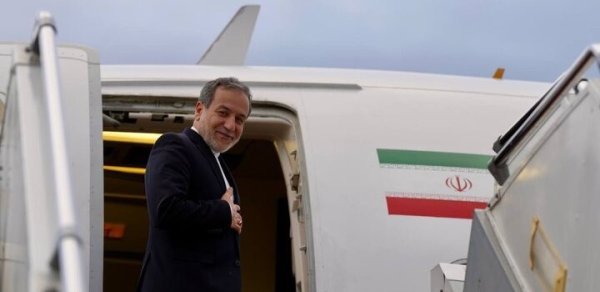 İran XİN rəhbəri Omana gedib