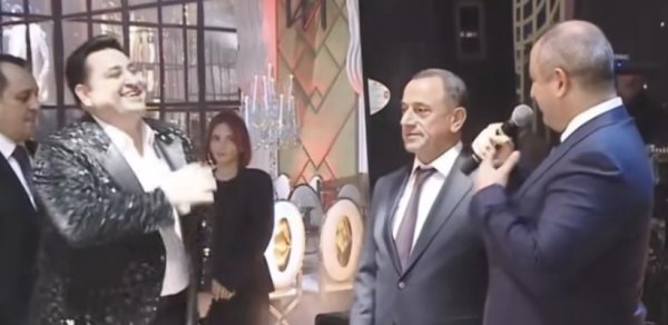 İcra başçısı: Sən mənim üçün bir nömrəli müğənnisən - VİDEO