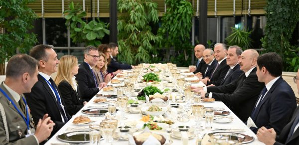 SİYASƏT
