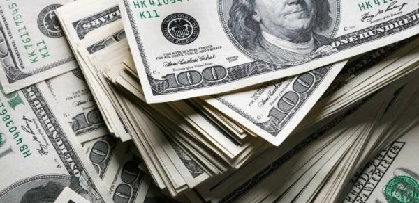 İranda dollar rekord həddə bahalaşdı