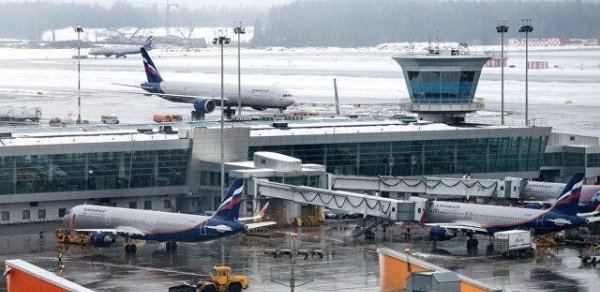 Moskvada nə baş verir? - Aeroportlar bağlandı 