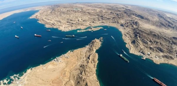 İran Hörmüz boğazından keçid üçün yeni mexanizm tətbiq edib