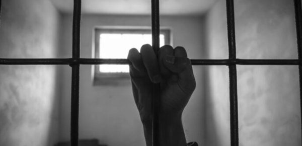 Bakıda həbsxanada cinayət: Məhkum kamera yoldaşını öldürdü