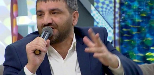 “İstəyir Hindistanda olsun, pis şərh yazanı tapıram”