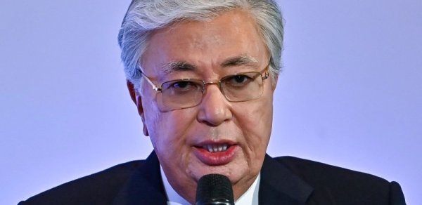 Qazaxıstan Prezidenti Moskvaya səfər etdi