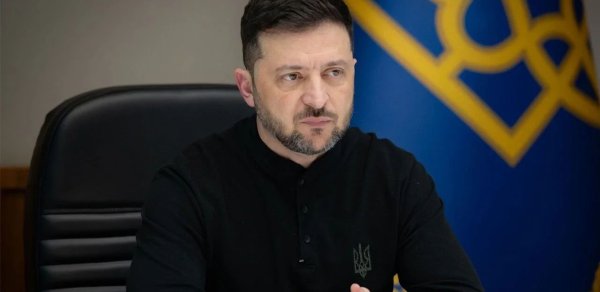 Zelenski üçgünlük atəşkəsi təsdiqlədi