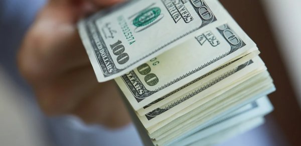 Dollarla bağlı vacib məlumat: Əvvəl ucuzlaşacaq...