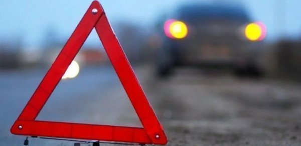 Yevlaxda mikroavtobus aşdı: 20-yə yaxın yaralı var