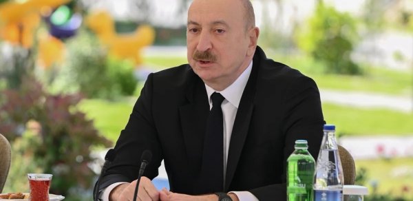 SİYASƏT