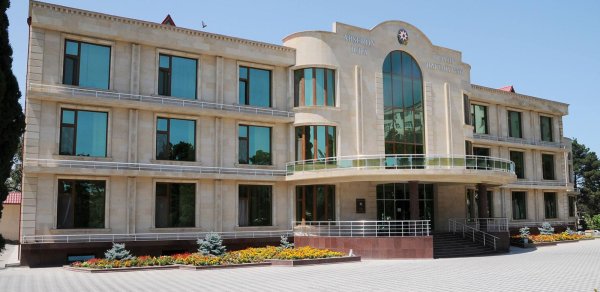 Abşeron Rayon İcra Hakimiyyəti milyonluq tenderləri yenə bu şirkətə verdi – “Nə əlaqə telefonu, nə də internet səhifəsi var…”