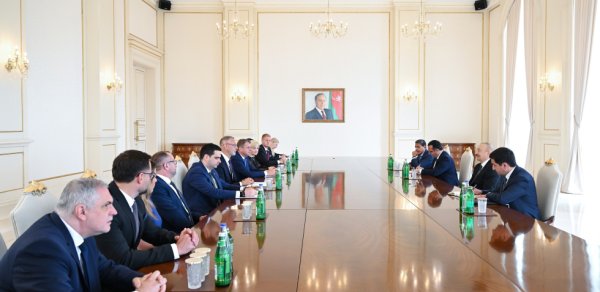 İlham Əliyev Slovakiya Milli Şurasının sədrini qəbul etdi - FOTOLAR