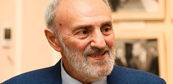 “Bu gün evə buraxılacağam”- Akif İslamzadə