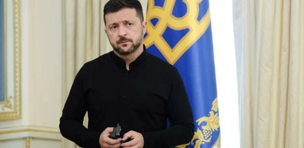 Zelenski: Rusiyanın zərbələri nəticəsində həftə ərzində 52 nəfər ölüb, 346 nəfər yaralanıb