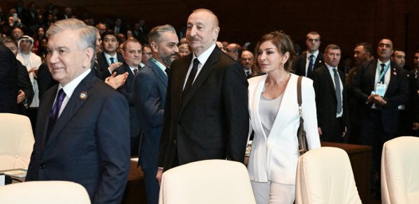 İlham Əliyevlə xanımının tədbirdən - Fotoları