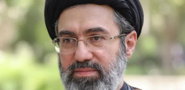 İran Səhiyyə Nazirliyi Müctəba Xameneinin sağlamlıq vəziyyəti barədə açıqlama verdi