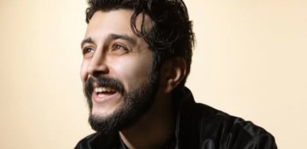 "Aktyorluq təhsilim var, təklif gözləyirəm" - Mərdan