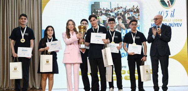 Alena Əliyeva olimpiada yarışını izlədi - Fotolar