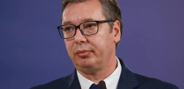 Vuçiç Çinə gedir