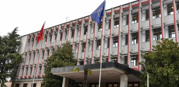 Rusiya səfiri Albaniya XİN-ə çağırılıb