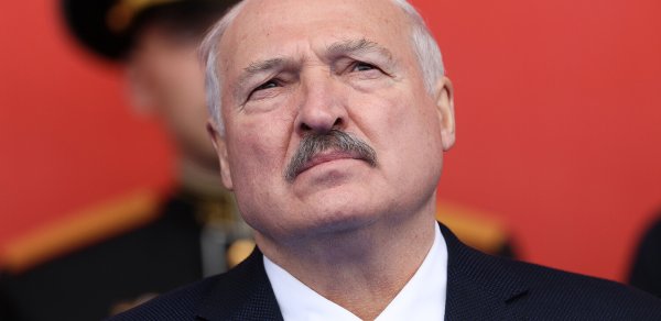 “Dünya münaqişə ssenarisi ilə gedir” - Aleksandr Lukaşenko