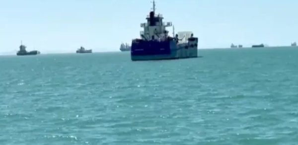 SEPAH: Son sutkada Hörmüz boğazından 24 gəmi keçib