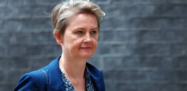 Britaniyanın xarici işlər naziri Çinə gedəcək