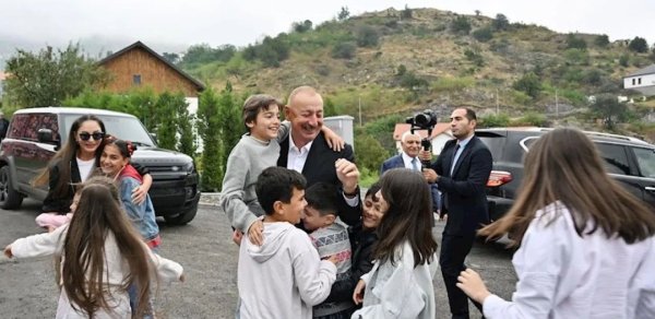 Prezidentdən Uşaqların Beynəlxalq Müdafiəsi Günü münasibətilə paylaşım