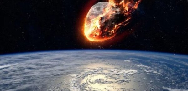 Türk ailənin həyətinə meteorit düşdü – Dəyəri 400 min avrodur