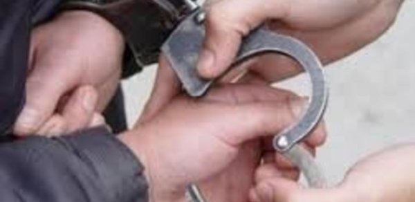 Bakıda motosiklet qaçıran və marketlərdən oğurluq edən şəxslər saxlanıldı