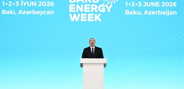 İlham Əliyev “Bakı Enerji Həftəsi”nin rəsmi açılış mərasimində iştirak edib