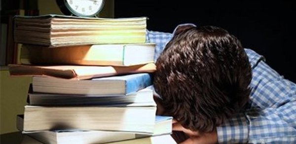 Psixoloqdan imtahan həyəcanına qarşı təsirli üsullar: Panika anında nə etmək lazımdır?  