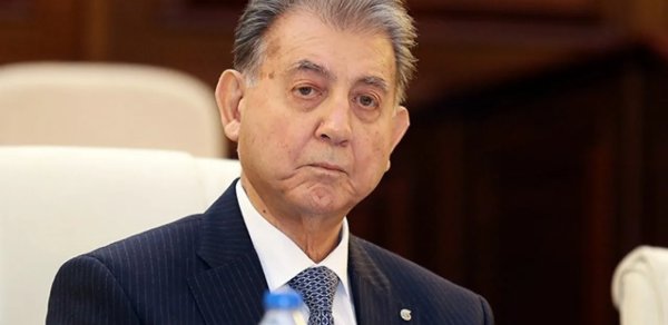 Akif Əlizadə işdən çıxarıldı