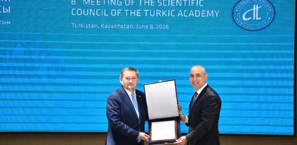 Emin Əmrullayev Türk Akademiyası Elmi Şurasının 8-ci iclasında iştirak etdi