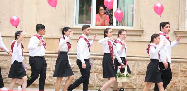 Bakıda 78 nəfər XII sinfi bitirir