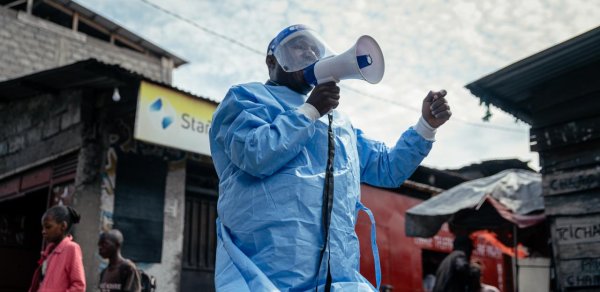 Ebola böhranı dərinləşir: yoluxma və ölüm sayı artır
