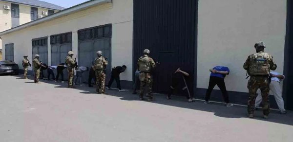 Qırğızıstanda terror aktlarının hazırlanmasında şübhəli bilinən 31 nəfər saxlanılıb