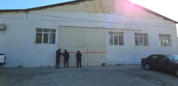 Bakıda mebel sexinin fəaliyyəti dayandırıldı - VİDEO