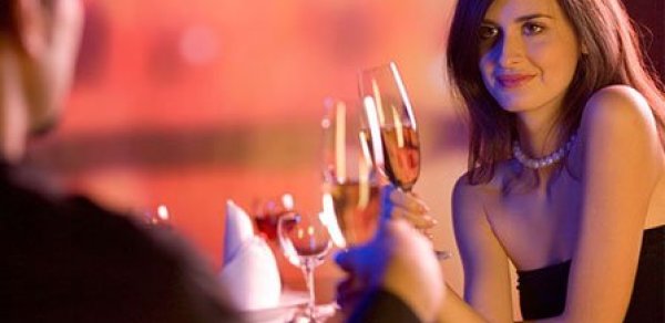 Ölkəmizdə arağa meyillilik artır – Biz niyə içirik?