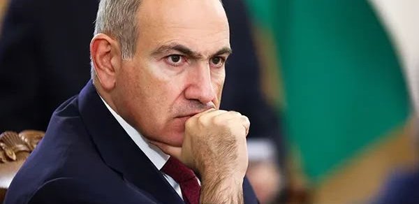 “Paşinyanın yeni siyasi kursu müxalifət üçün dialoqdan aqressiyaya keçiddir” - Ekspert