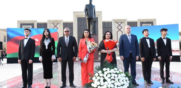 Qaradağda Milli Qurtuluş Gününə həsr olunan konsert keçirildi - FOTOLAR