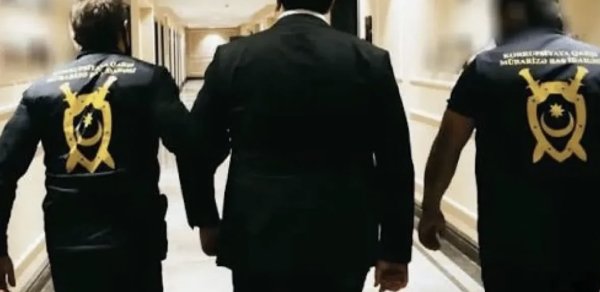 Məhkəmə Baş Gömrük İdarəsinin rəis müavini haqqında həbs qərarı verdi