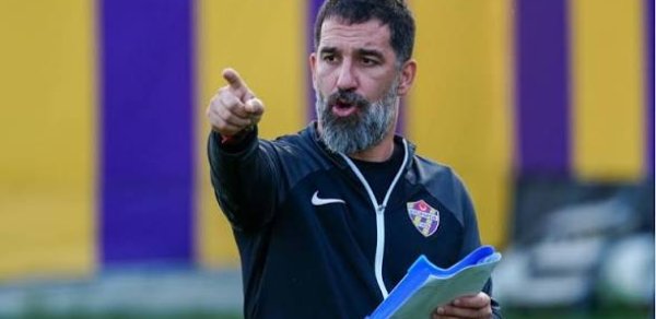 Arda Turan mövsümün ən yaxşı məşqçisi seçildi